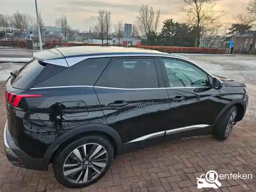 Peugeot 3008 1.2 PureTech 130 2016