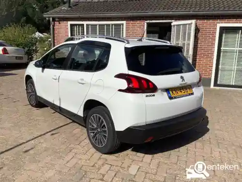 Peugeot 2008 1.2 PureTech 110 2016
