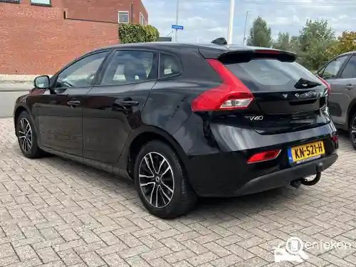 Volvo V40 T2 2016