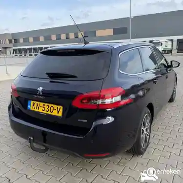 Peugeot 308 SW PureTech 130 2016