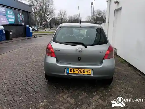 Toyota Yaris 1.3 2008