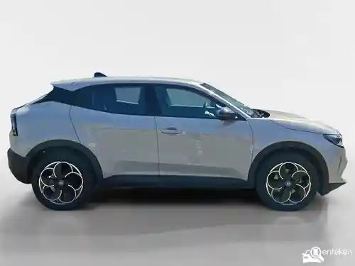 Alfa Romeo Junior Elettrica 156 2025