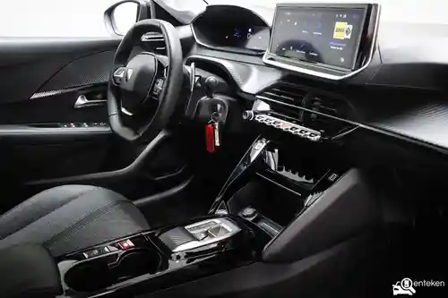 Peugeot 208 1.2 Hybrid 100 2025