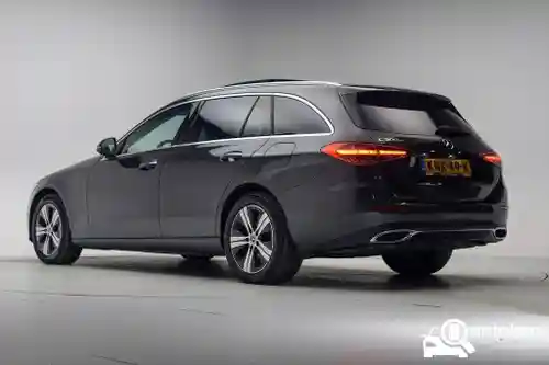 Mercedes-Benz C 300 e T-model 2023