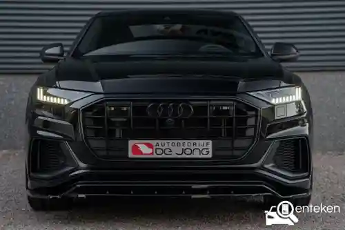 Audi Q8 60 TFSI e 2023