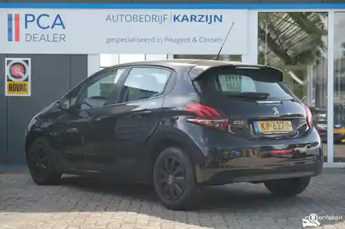 Peugeot 208 1.2 PureTech 82 2016