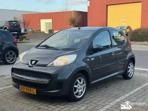 Peugeot 107 1.0 70 2010