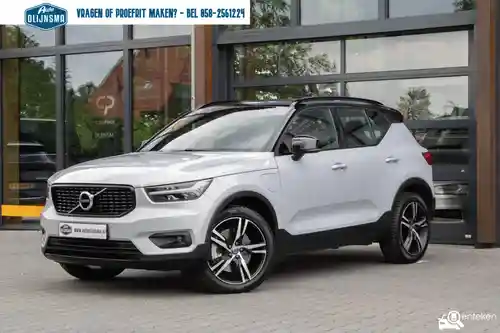 Volvo XC40 Recharge Plug-in Hybrid T4 2021