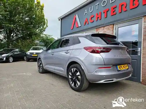 Opel Grandland 1.6 DI Turbo Hybrid 2023