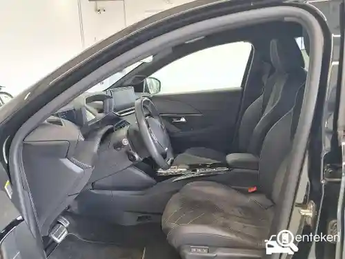 Peugeot 208 156 2024
