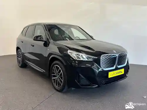 BMW iX1 eDrive20 2024