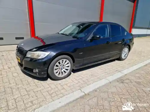 BMW 318i 2009