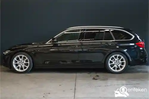 BMW 318i Touring 2016