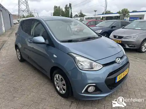 Hyundai i10 1.0 blue 2017