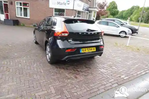 Volvo V40 T3 2016