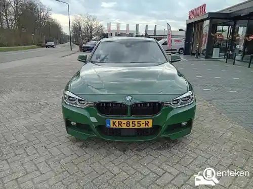 BMW 330e iPerformance 2015