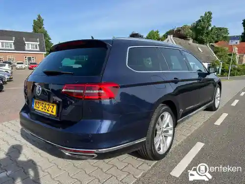 VW Passat Variant GTE 2016