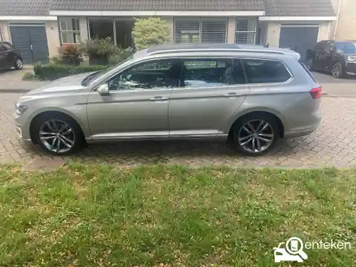 VW Passat Variant GTE 2016