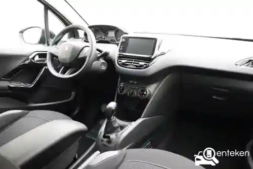 Peugeot 208 1.2 PureTech 82 2016