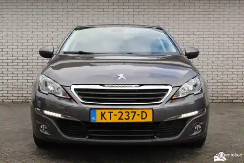 Peugeot 308 PureTech 130 2016