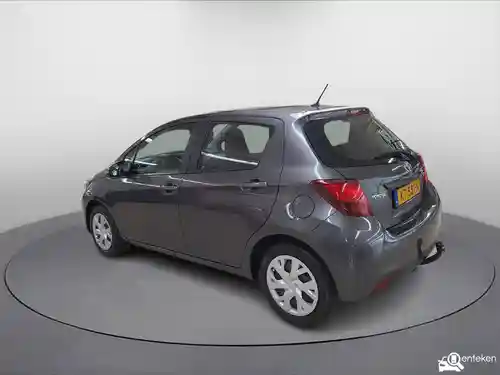 Toyota Yaris 1.33 2016