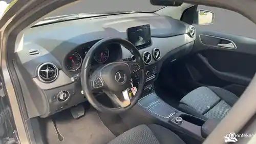 Mercedes-Benz B 180 2016