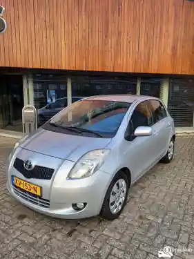 Toyota Yaris 1.3 2008