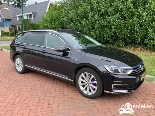VW Passat Variant GTE 2016