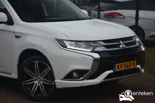 Mitsubishi Outlander 2.0 Plug-In Hybrid 2016
