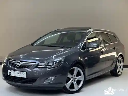 Opel Astra Sports Tourer 1.6 Turbo 2011