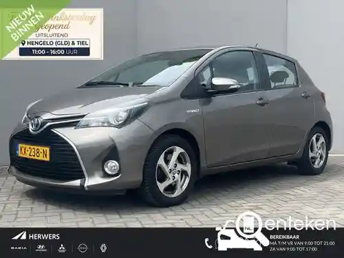 Toyota Yaris 1.5 Hybrid 2016