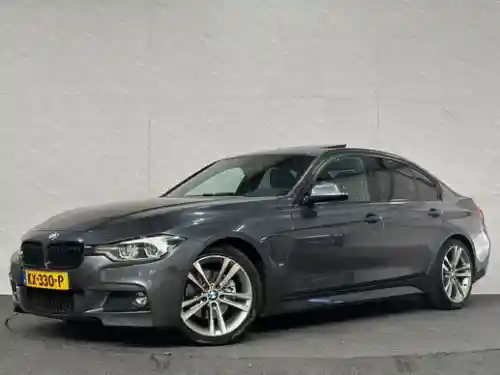 BMW 330e iPerformance 2016