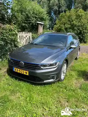 VW Passat Variant GTE 2016