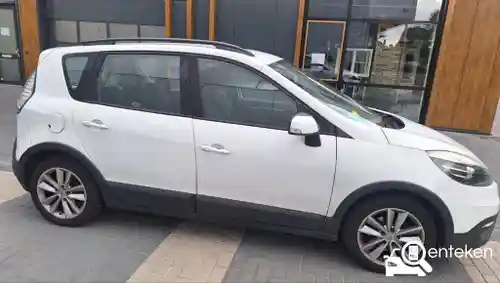 Renault Scénic Xmod dCi 110 2013