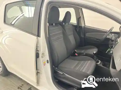 Toyota Yaris 1.0 2016