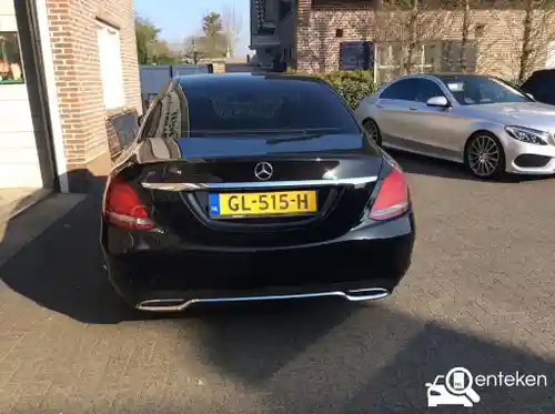 Mercedes-Benz GLA 180 2016