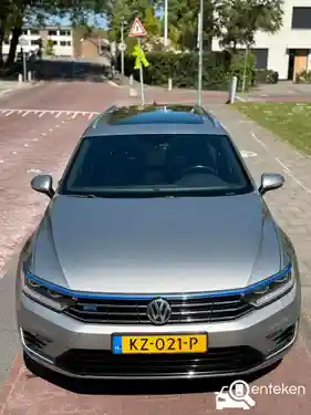 VW Passat Variant GTE 2016