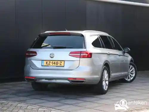 VW Passat Variant GTE 2016