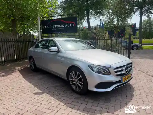 Mercedes-Benz E 350 e 2016