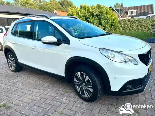 Peugeot 2008 1.2 PureTech 110 2017