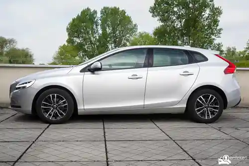 Volvo V40 T2 2017