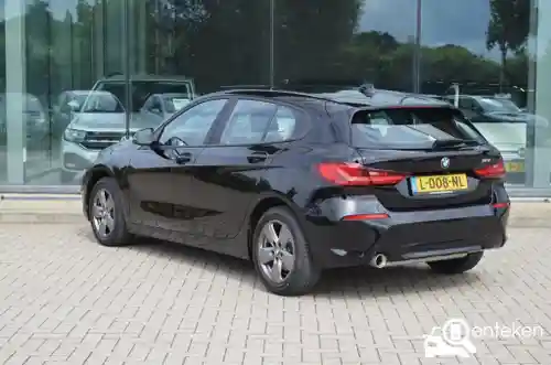 BMW 118i 2021