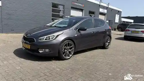 KIA cee´d 1.4 2013