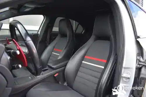 Mercedes-Benz A 180 2013