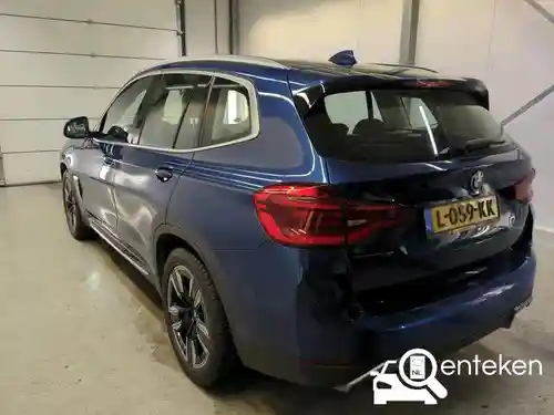 BMW iX3 2021