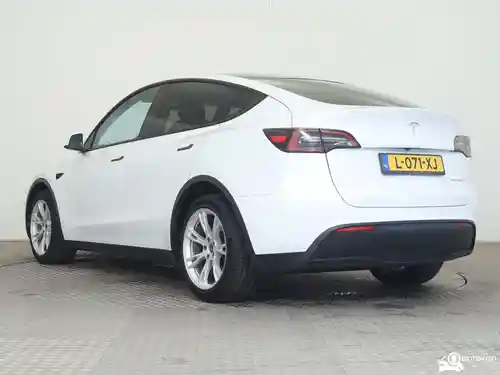 Tesla Model Y Maximum Range 2021
