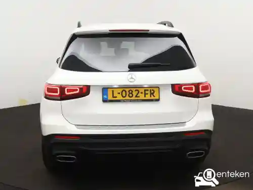 Mercedes-Benz GLB 180 2021