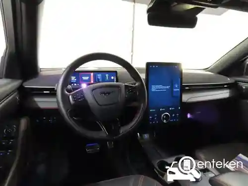 Ford Mustang Mach-E Extended Range 2021