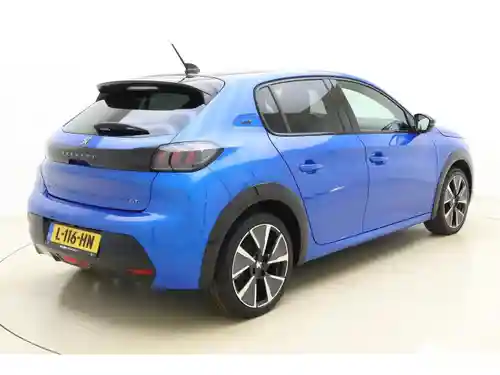 Peugeot e-208 156 2021