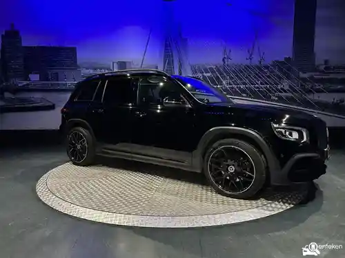 Mercedes-Benz GLB 200 2020